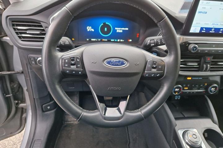 Sølv Ford Kuga fra 2021