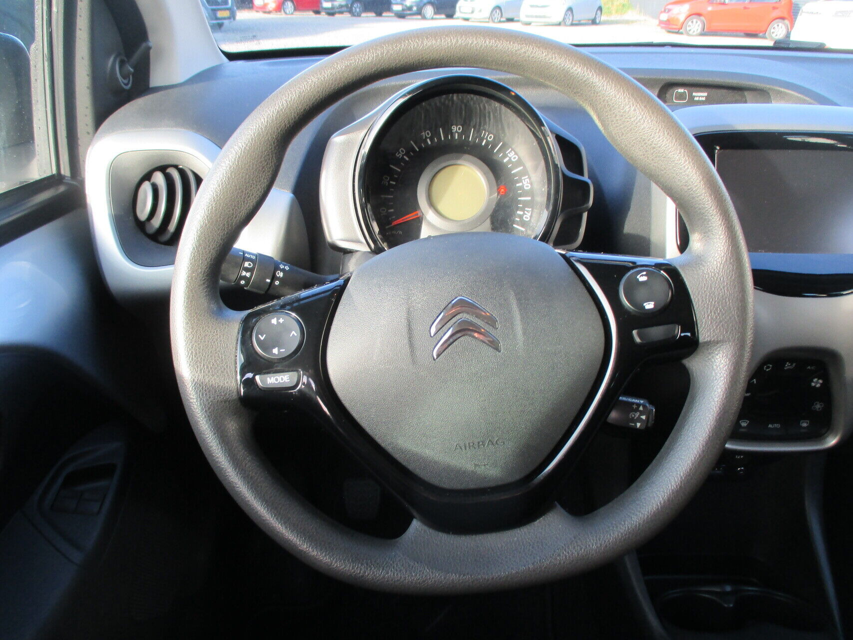 Sølv Citroën C1 fra 2017