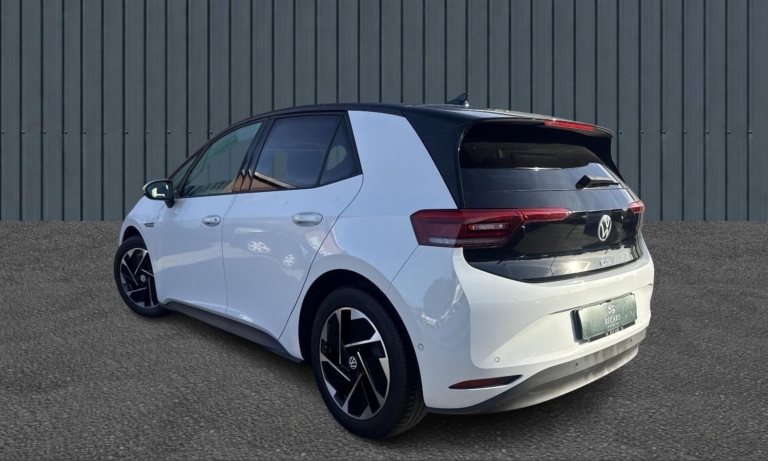 Hvid VW ID.3 fra 2023