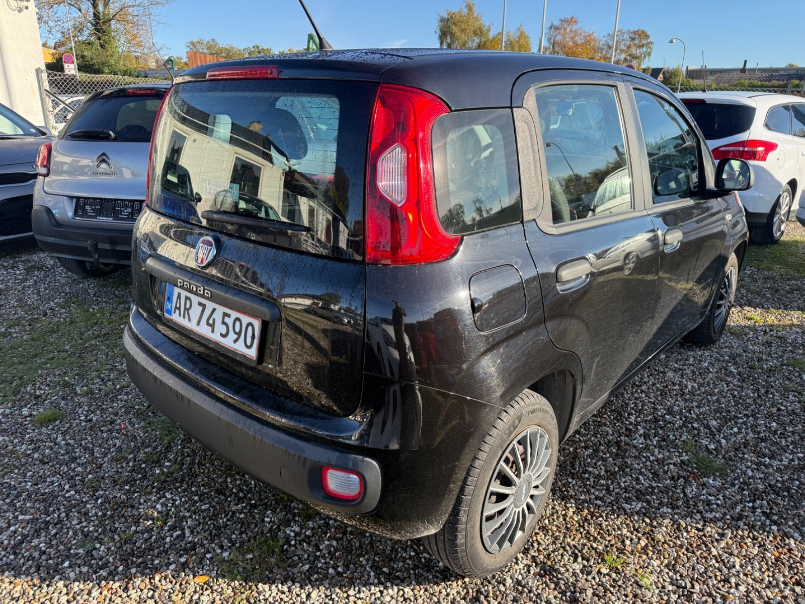 Sort Fiat Panda fra 2014