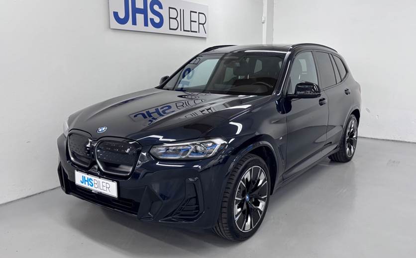 BMW iX3 Charged Plus M-Sport