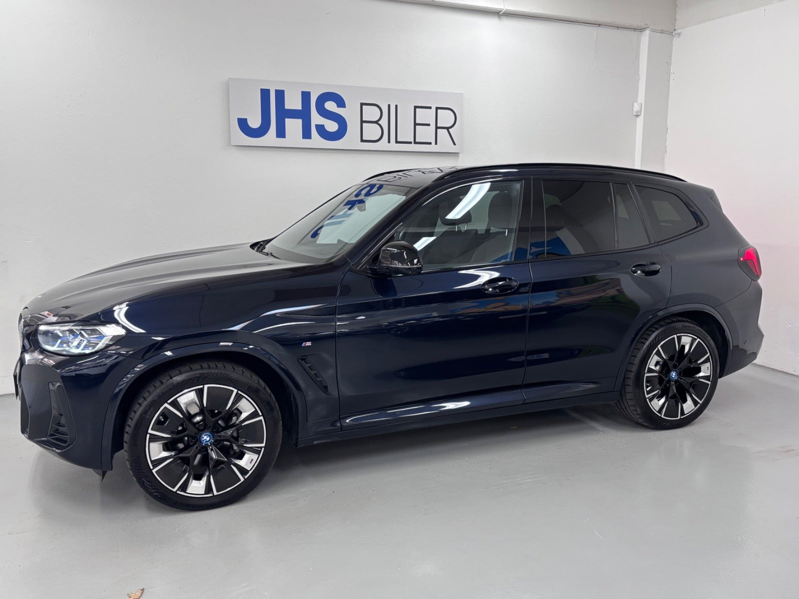 Sort BMW iX3 fra 2022