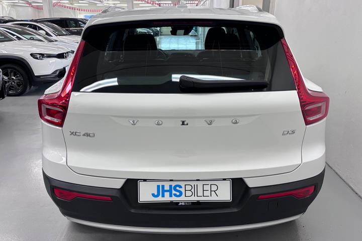 Hvid Volvo XC40 fra 2019