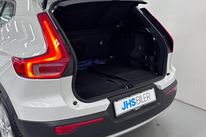 Hvid Volvo XC40 fra 2019