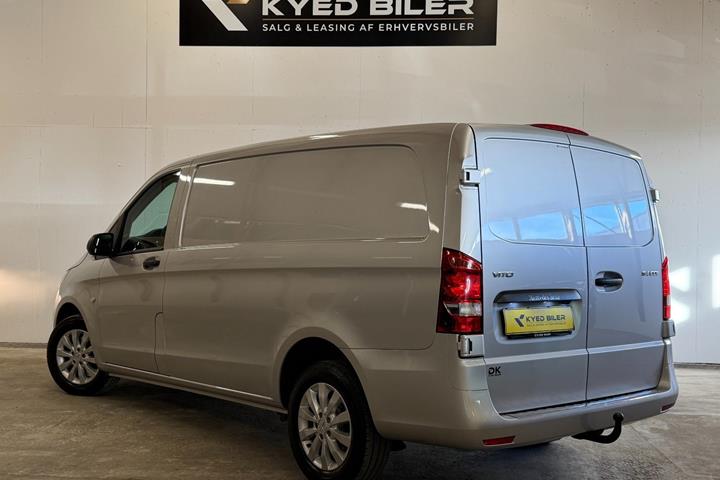 Sølv Mercedes Vito 114 fra 2019