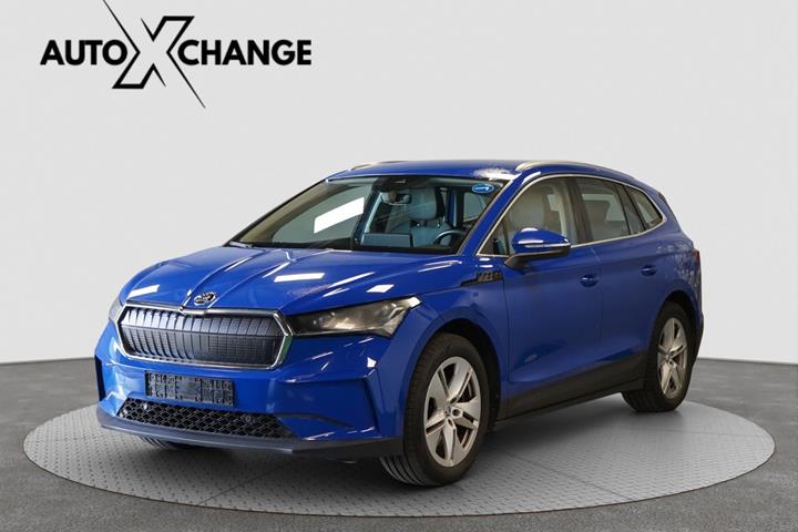 Blå Skoda Enyaq fra 2021