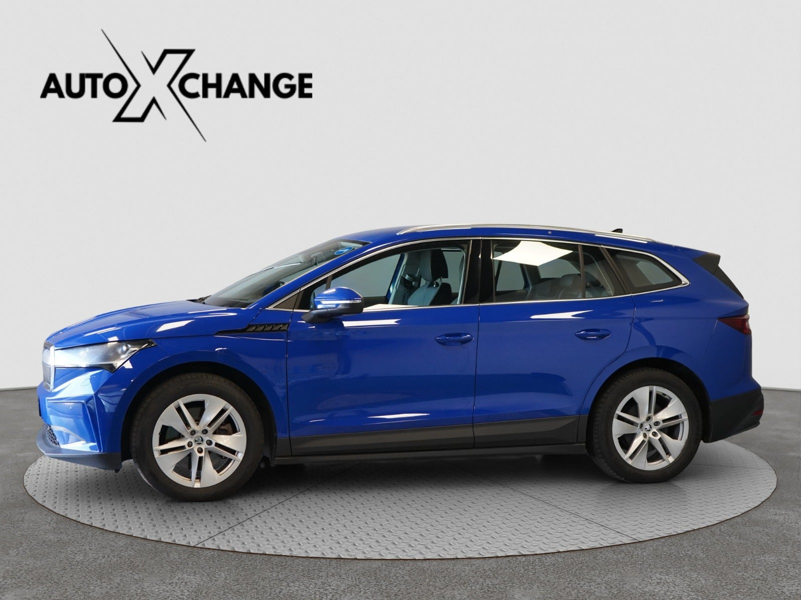 Blå Skoda Enyaq fra 2021