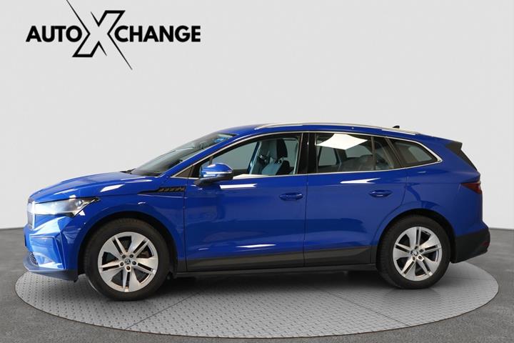Blå Skoda Enyaq fra 2021