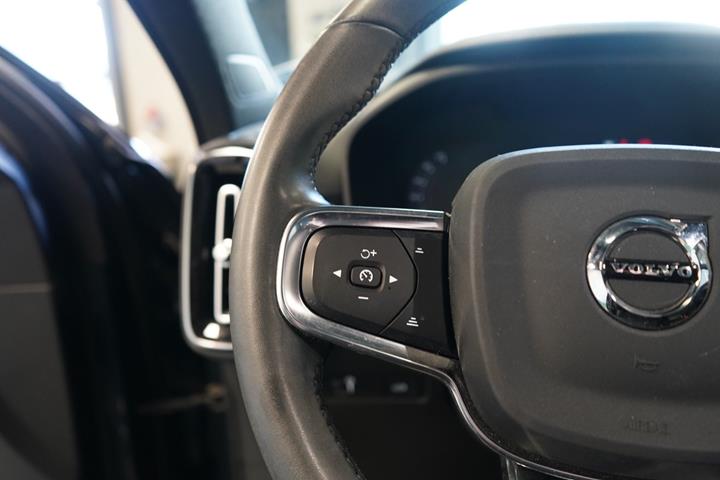 undefined Volvo XC40 fra 2022