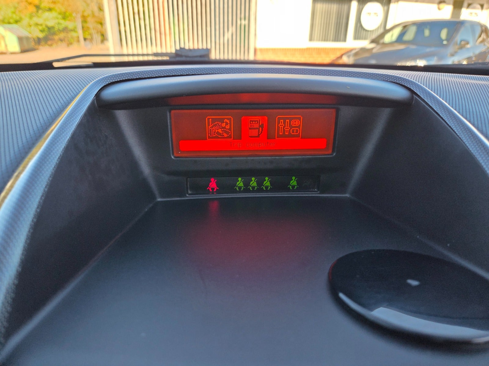 Grøn Peugeot 207 fra 2007