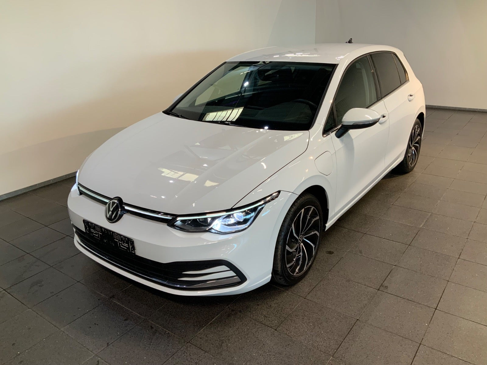 VW Golf VIII 1,4 eHybrid DSG