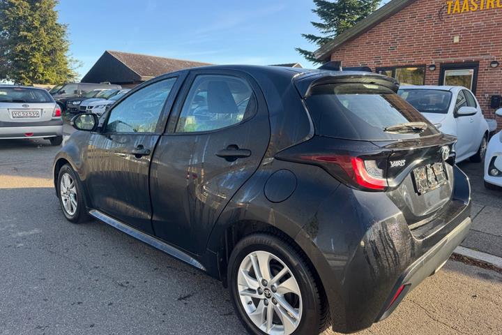 undefined Toyota Yaris fra 2021