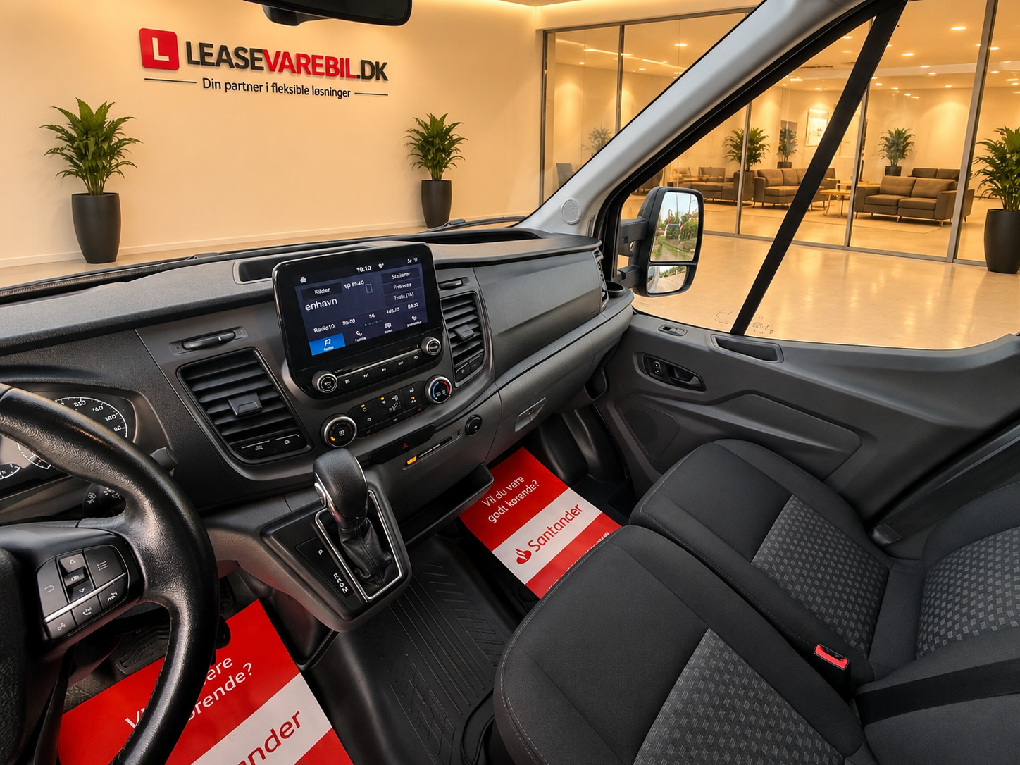 Sort Ford Transit 350 L4 Chassis fra 2022