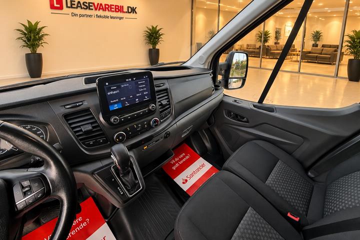 Sort Ford Transit 350 L4 Chassis fra 2022