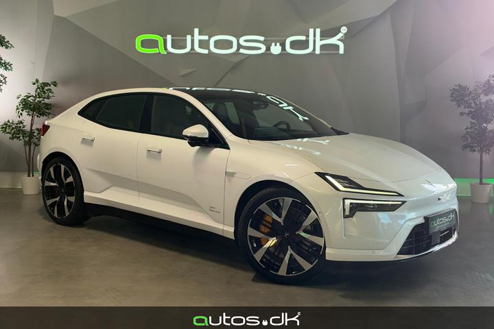 Hvid Polestar 4 fra 2026