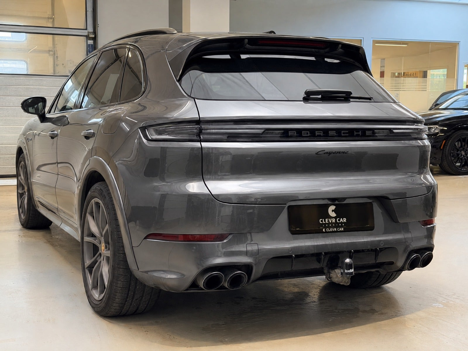 undefined Porsche Cayenne fra 2024