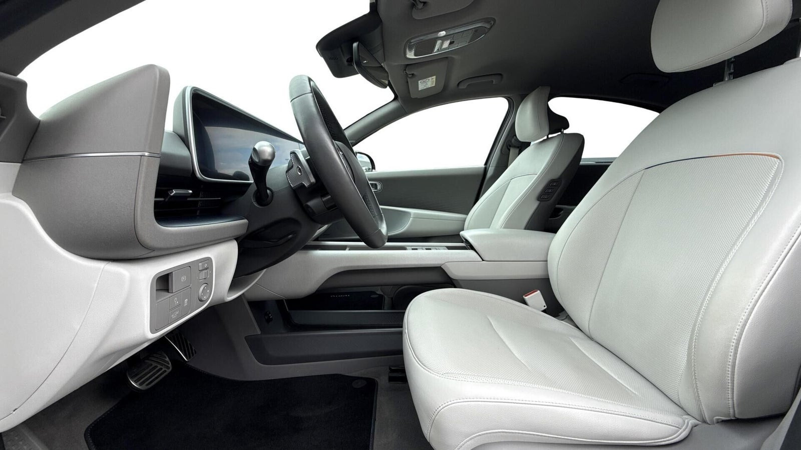 Grå Hyundai Ioniq 6 fra 2023