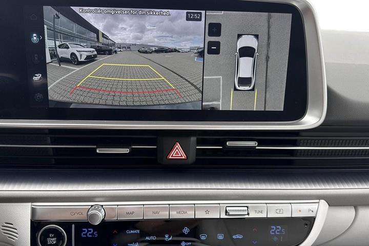 Grå Hyundai Ioniq 6 fra 2023