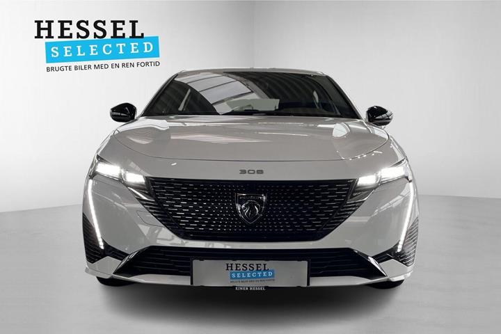 Hvid Peugeot E-308 fra 2023