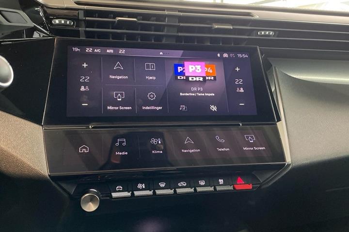 Hvid Peugeot E-308 fra 2023