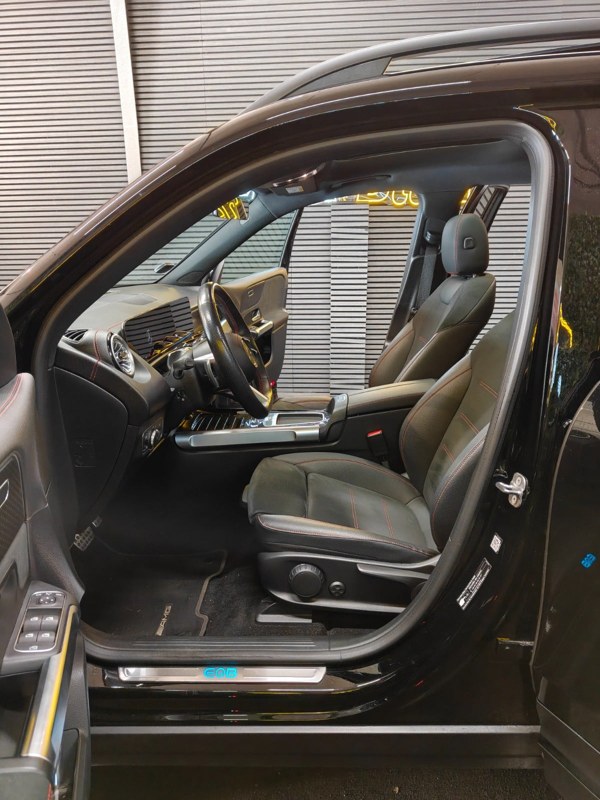 undefined Mercedes EQB300 fra 2024