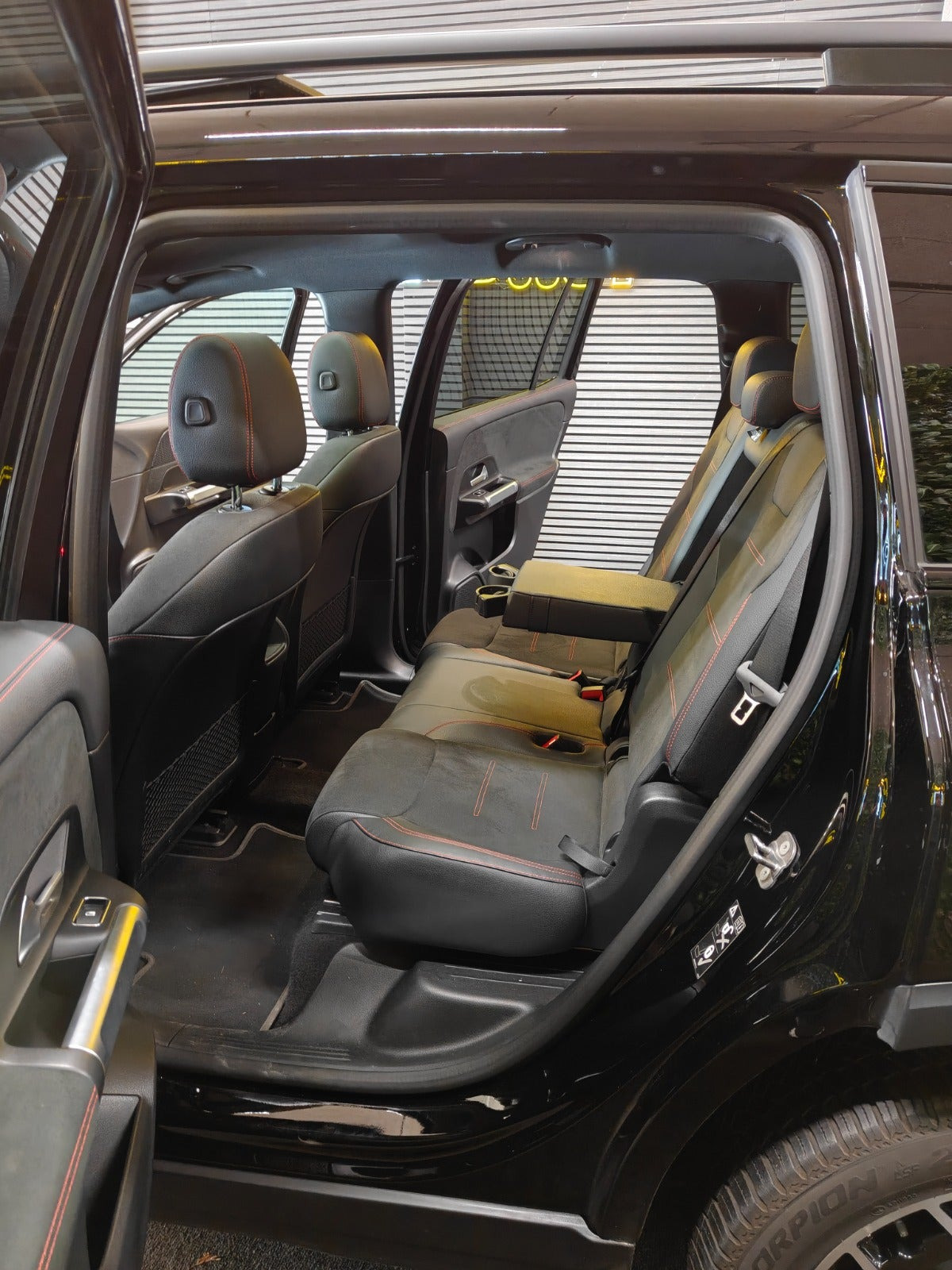 undefined Mercedes EQB300 fra 2024