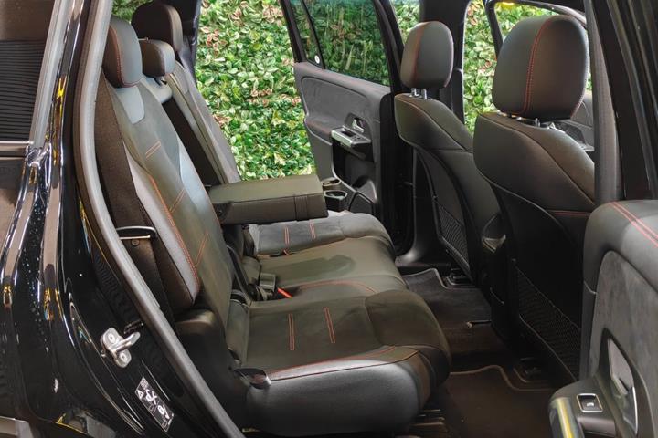 undefined Mercedes EQB300 fra 2024