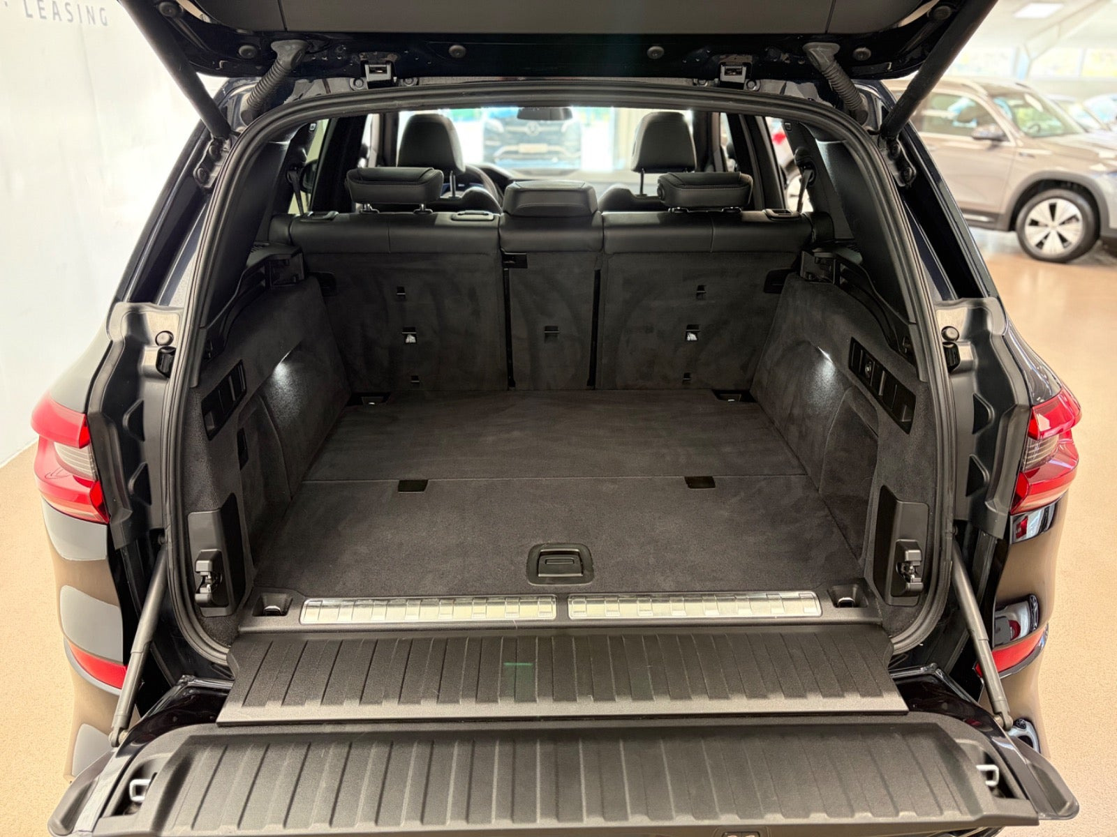 Sort BMW X5 fra 2020