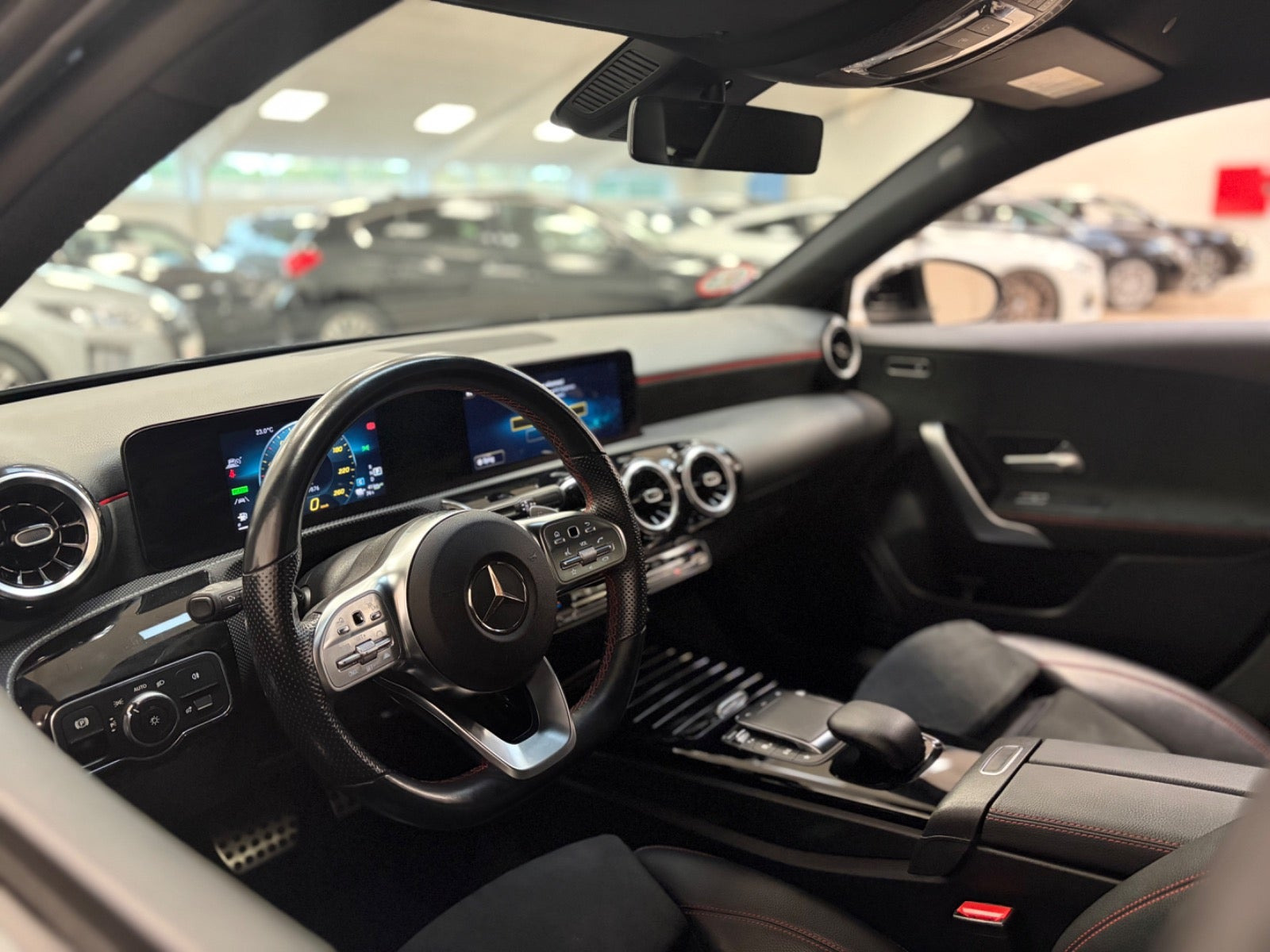 Sort Mercedes A250 e fra 2021