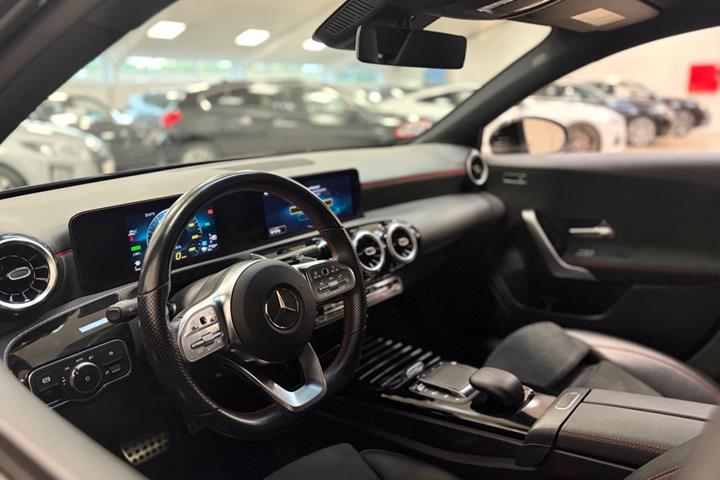 Sort Mercedes A250 e fra 2021