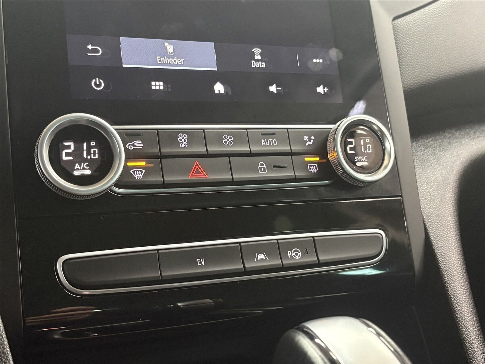 Hvid Renault Megane IV fra 2021