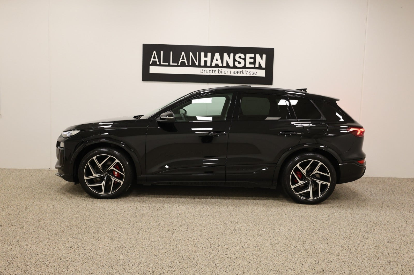 Sort Audi SQ6 e-tron fra 2025