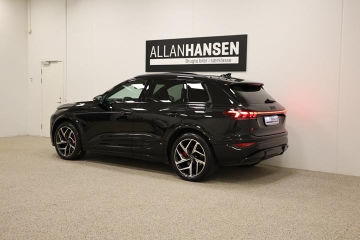 Sort Audi SQ6 e-tron fra 2025