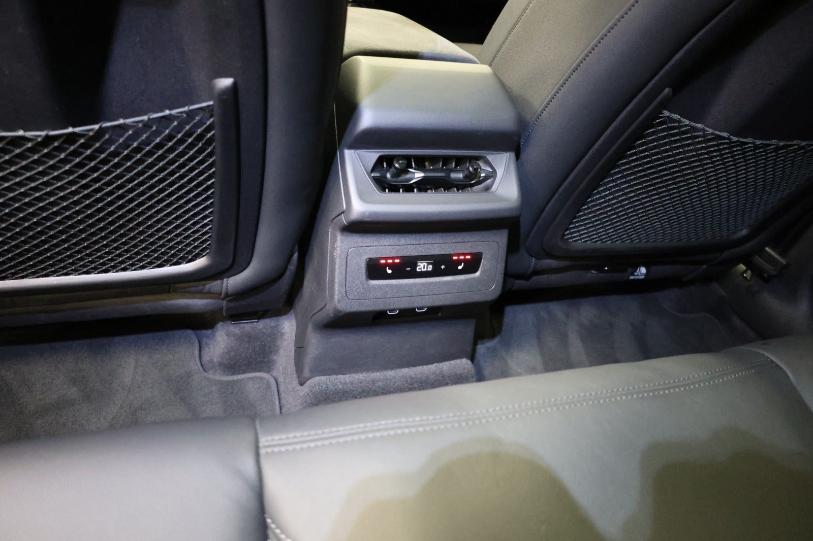 Sort Audi SQ6 e-tron fra 2025