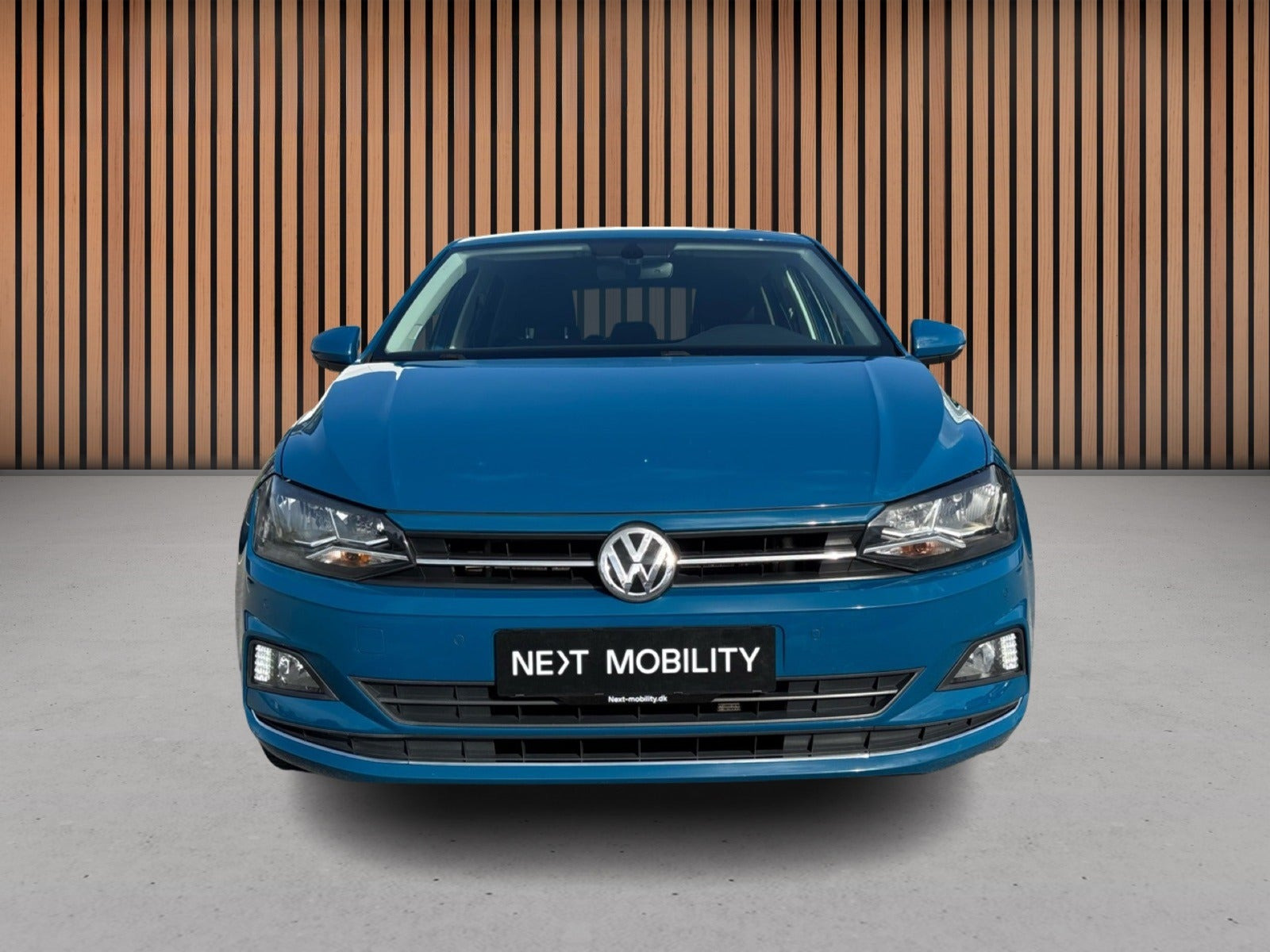 Blå VW Polo fra 2018