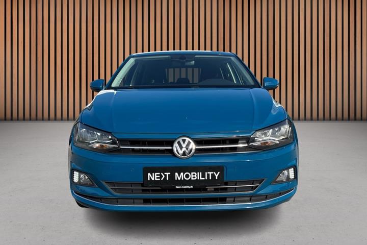 Blå VW Polo fra 2018