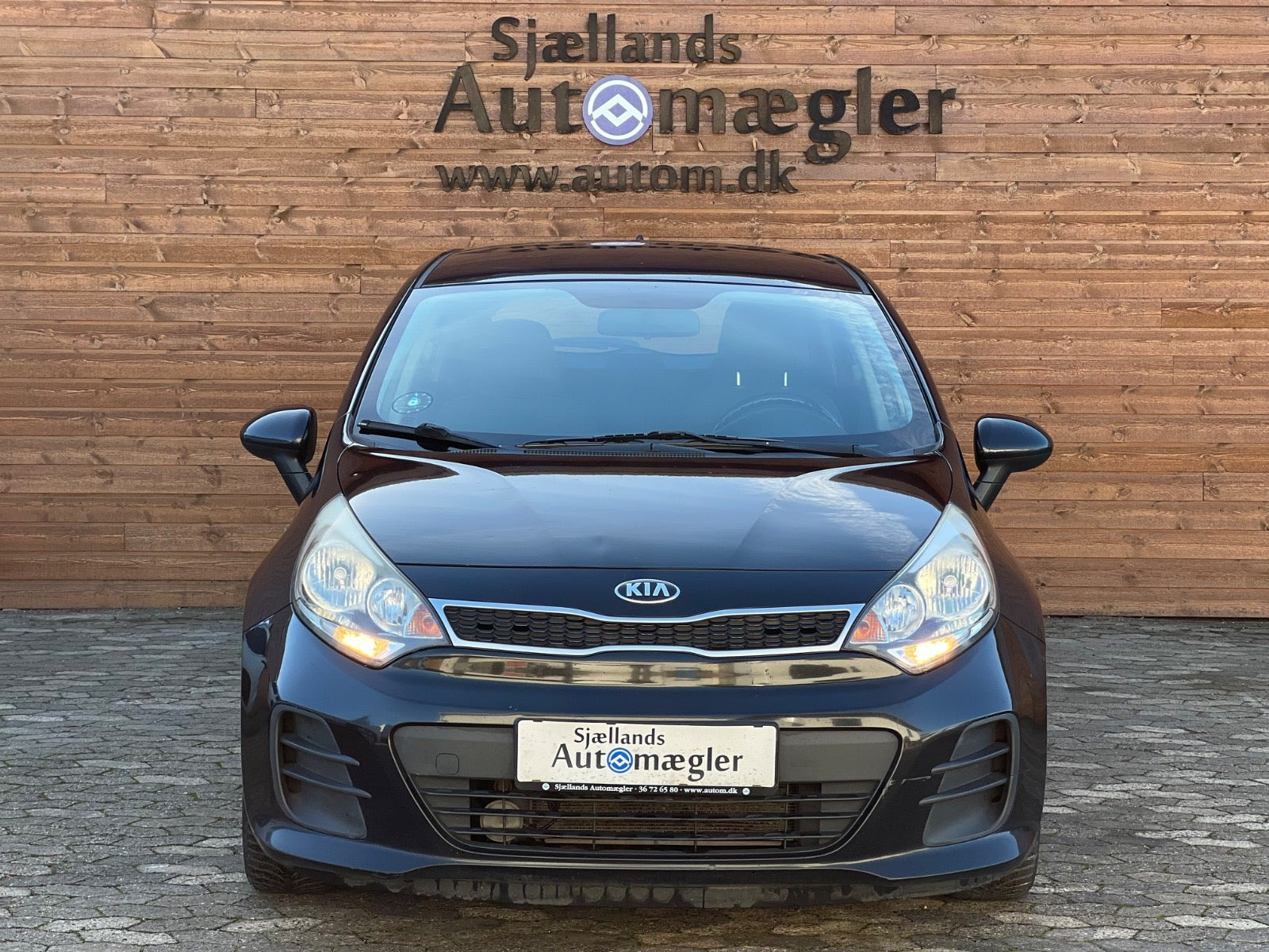 Sort Kia Rio fra 2015