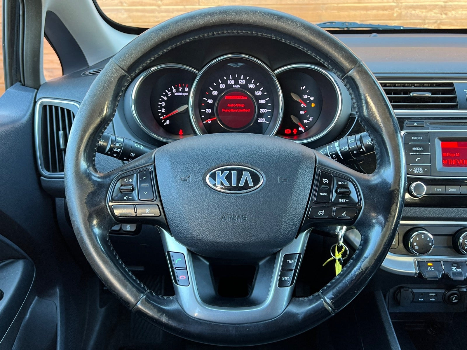 Sort Kia Rio fra 2015