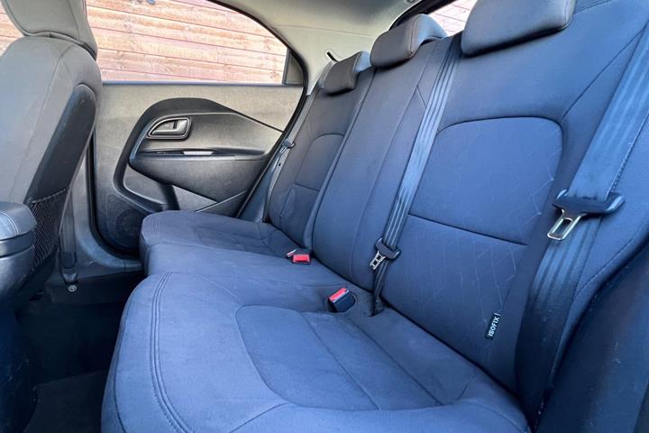 Sort Kia Rio fra 2015