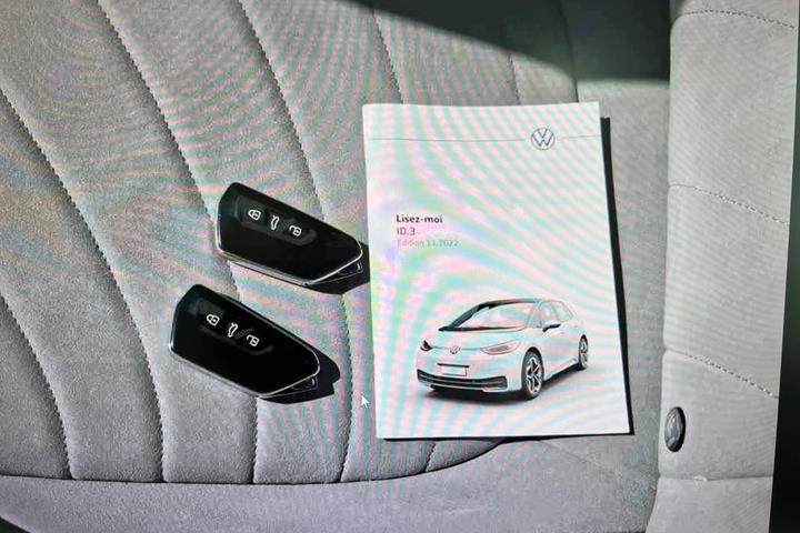 Grå VW ID.3 fra 2023