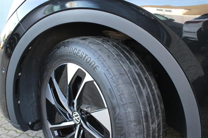 Sort VW ID.5 fra 2023