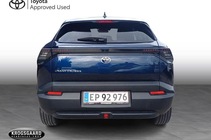 Blå Toyota Urban Cruiser fra 2025