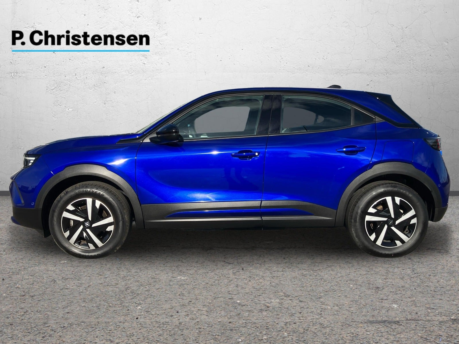 Blå Opel Mokka-e fra 2025
