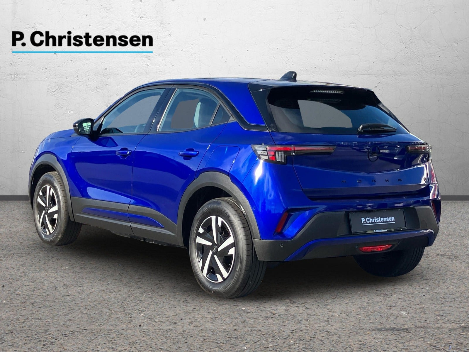 Blå Opel Mokka-e fra 2025