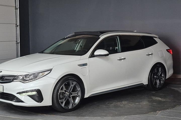 Hvid Kia Optima fra 2020