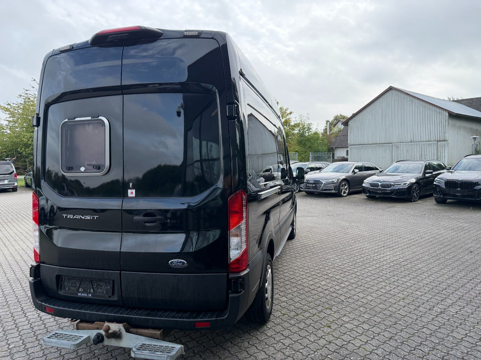 Sort Ford Transit 350 L2 Van fra 2021