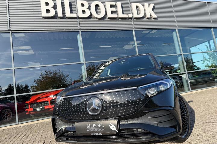Sort Mercedes EQB250+ fra 2025