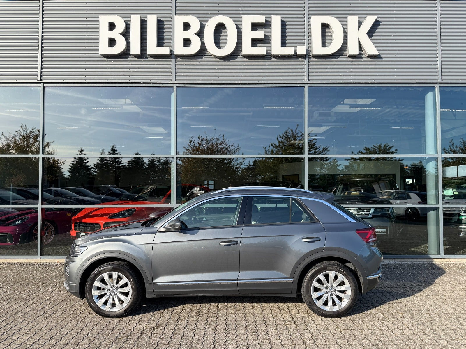 Grå VW T-Roc fra 2020