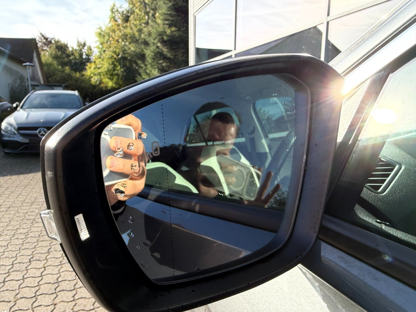 Grå VW T-Roc fra 2020
