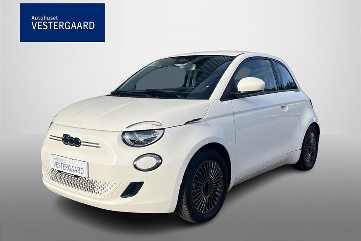 Hvid Fiat 500e fra 2021